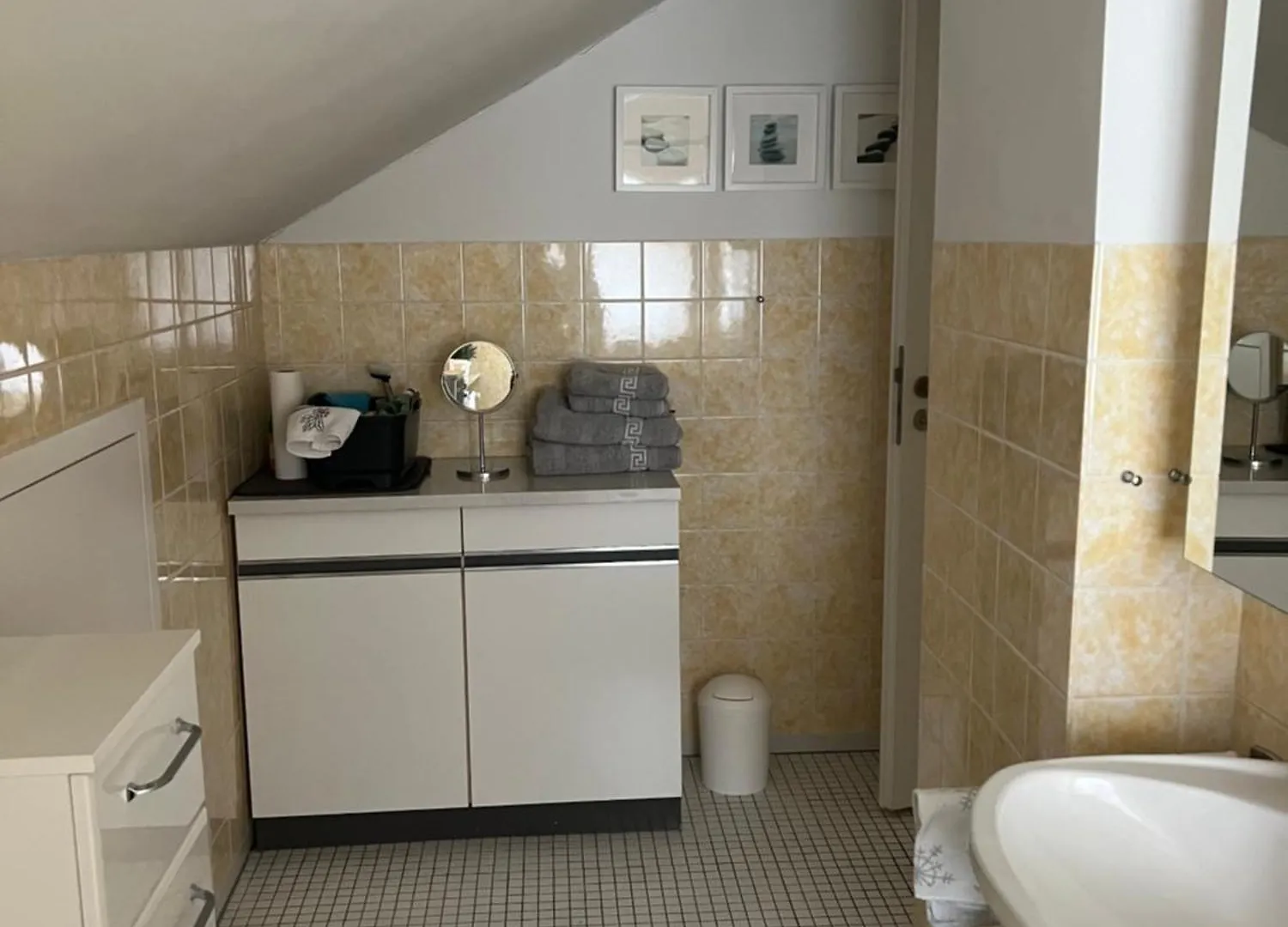 Apartamento Schoenes Studio Fuer Ihren Kurzurlaub In Miltenberg